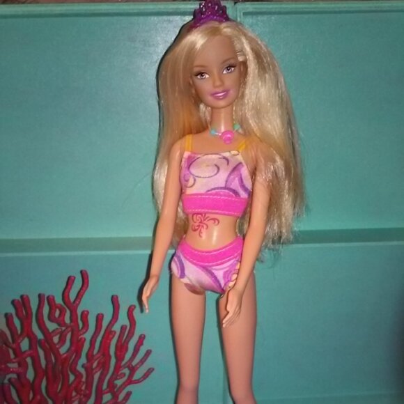 Barbie Doll Merliah in a Mermaid Tale Beach Color Change Pink Hair - Picture 5 of 7